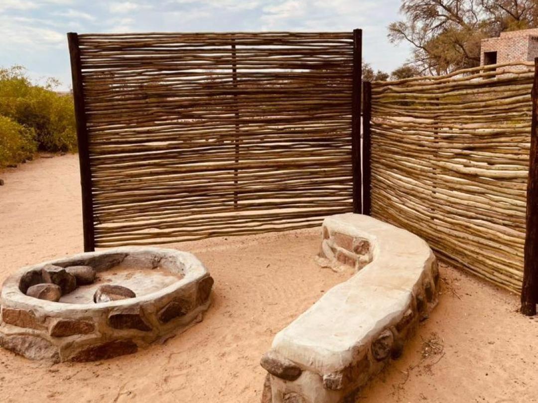 Brandberg White Lady Lodge Uis Экстерьер фото