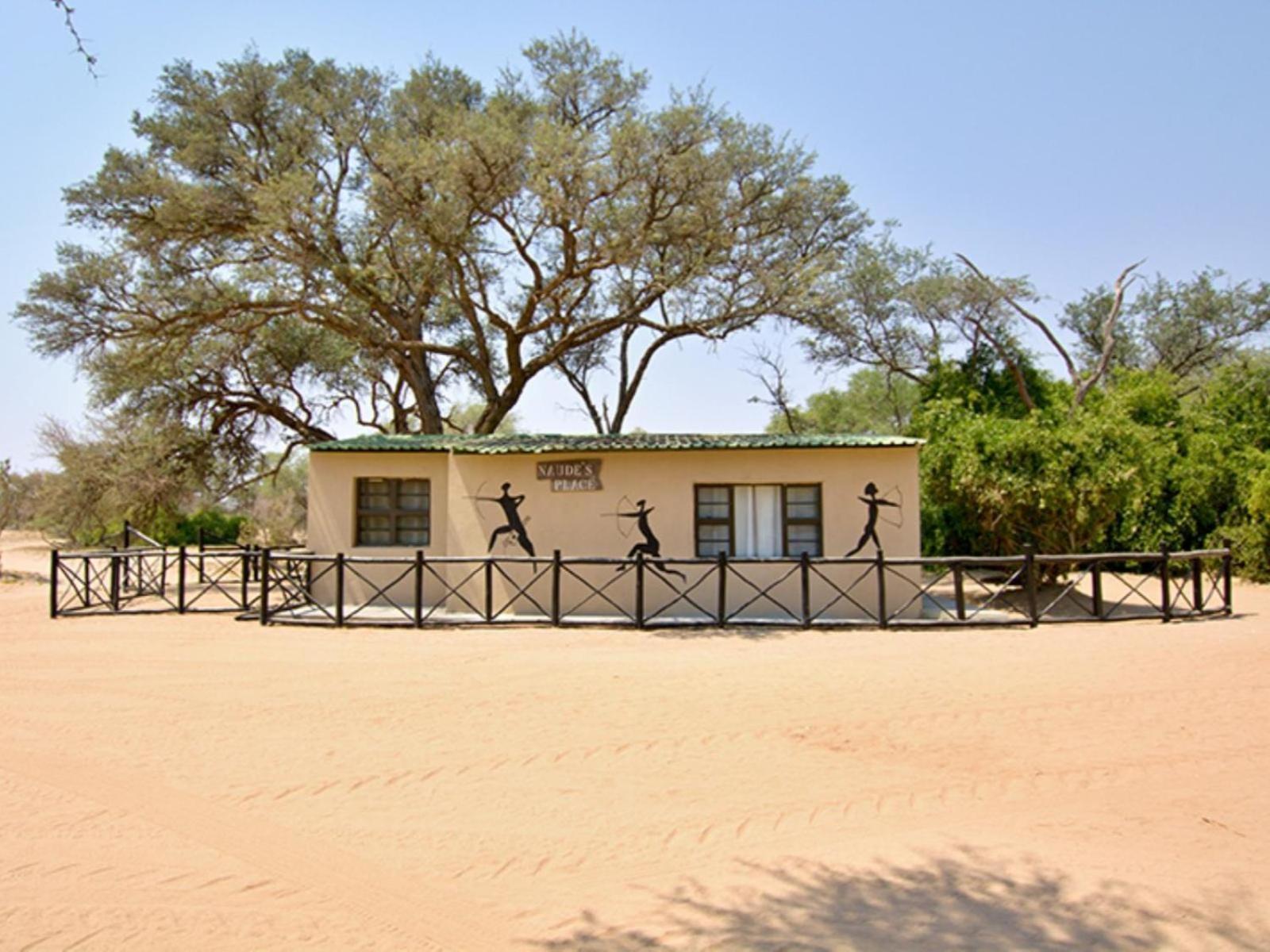 Brandberg White Lady Lodge Uis Экстерьер фото