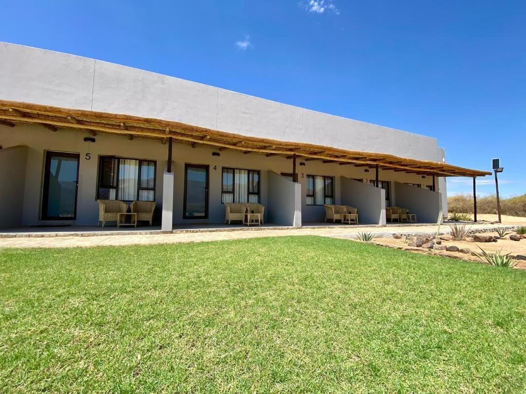 Brandberg White Lady Lodge Uis Экстерьер фото